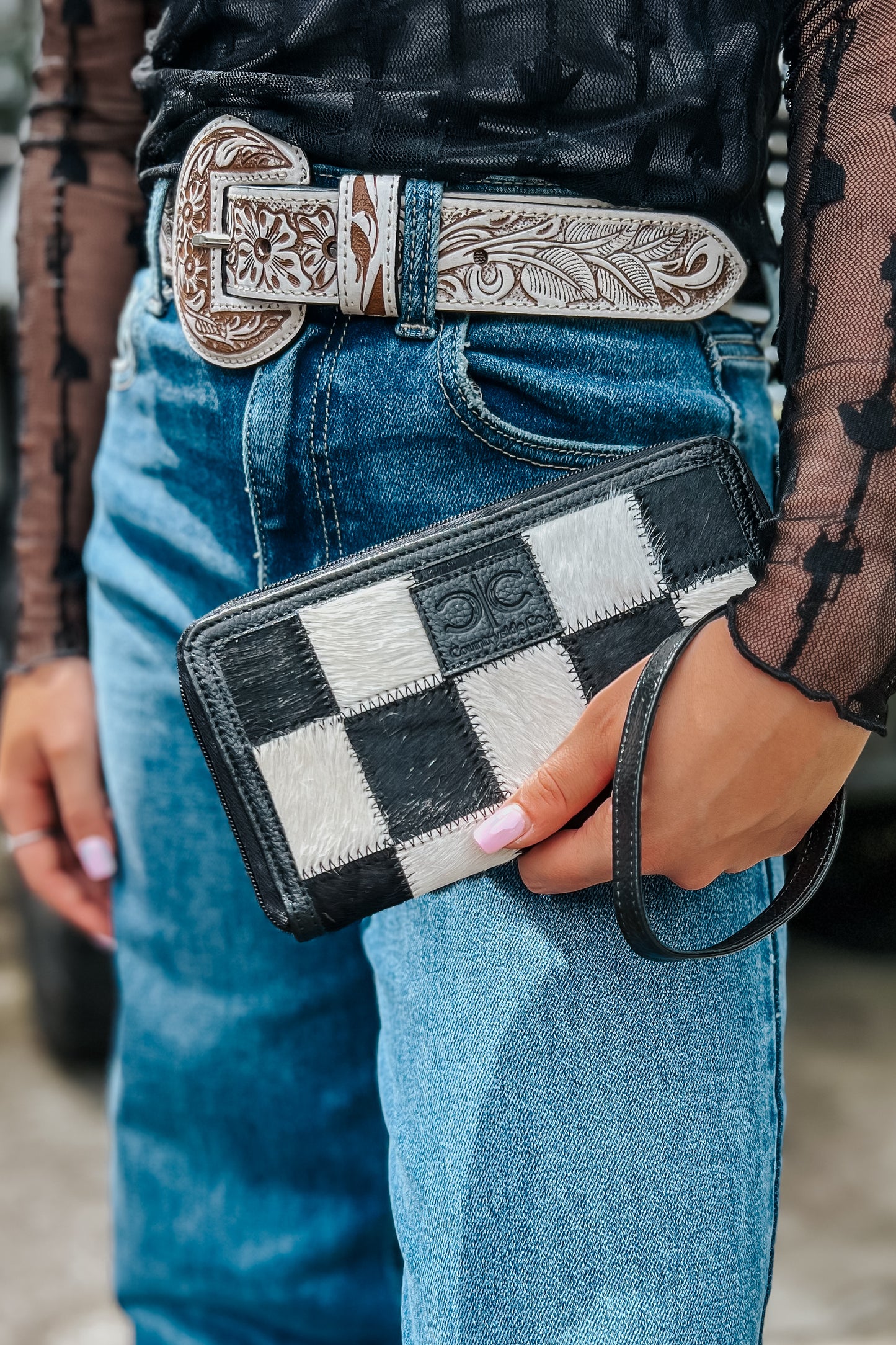 Checkered Cowhide Wristlet | Black