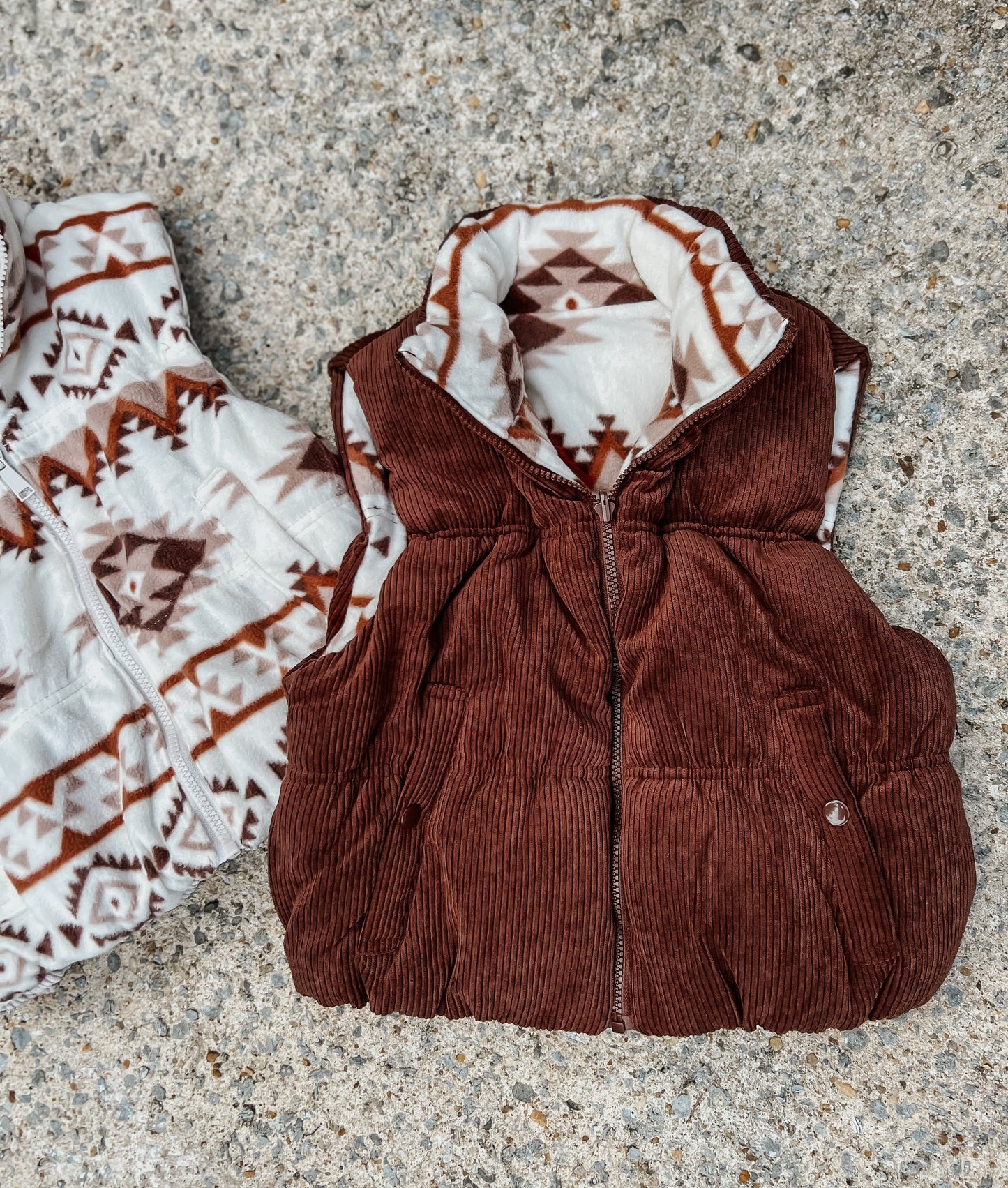 Montana Reversable Vest | Brown