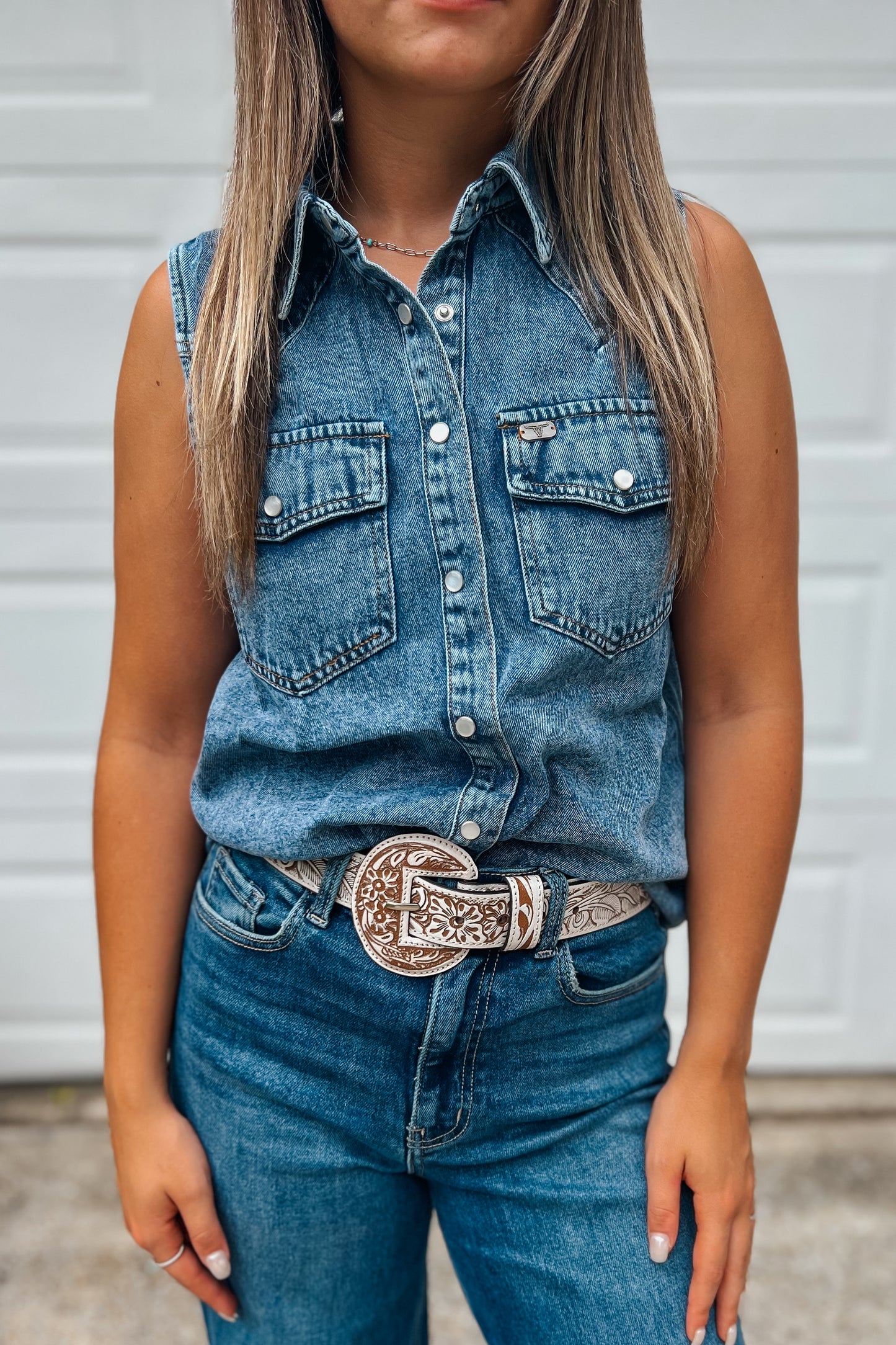 Acid Wash Sleeveless Denim Pearlsnap