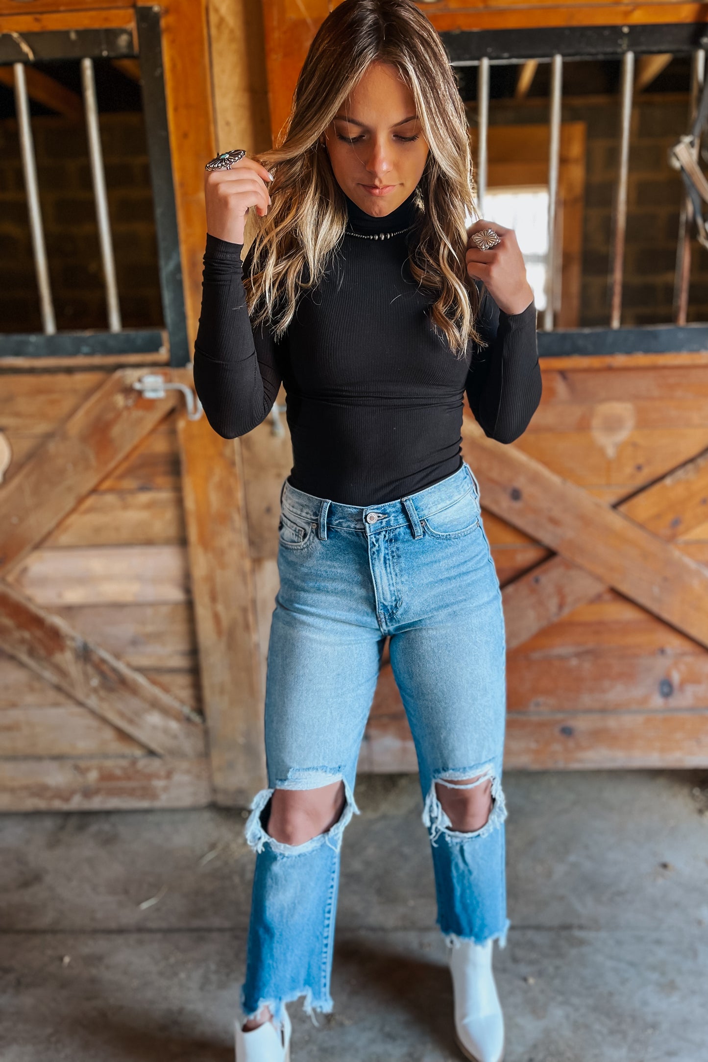 Basic Turtleneck | Black