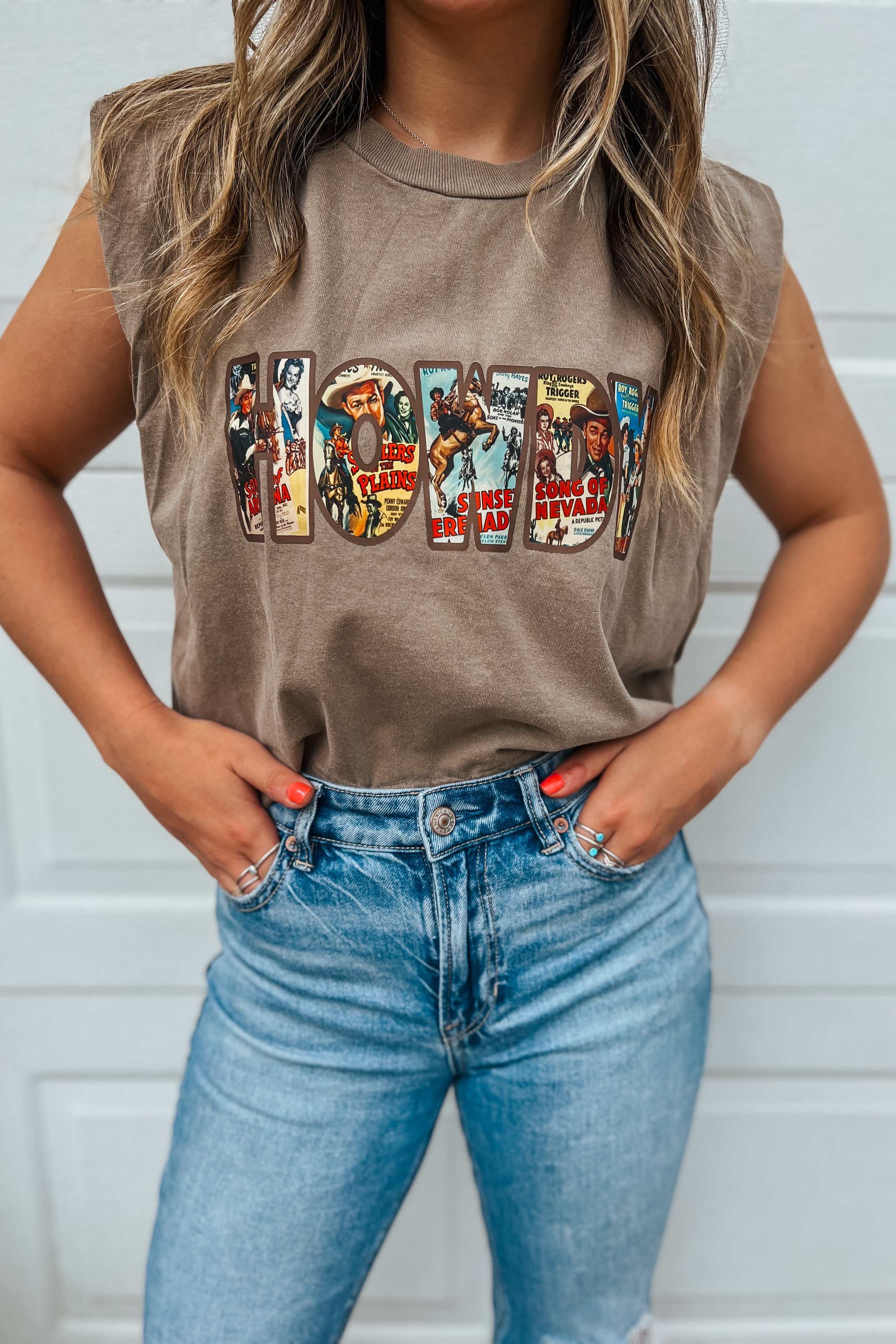 Vintage Howdy Muscle Tank – The Midwest Cowgirl