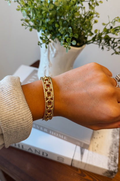 The Harper Cuff Bracelet | Gold