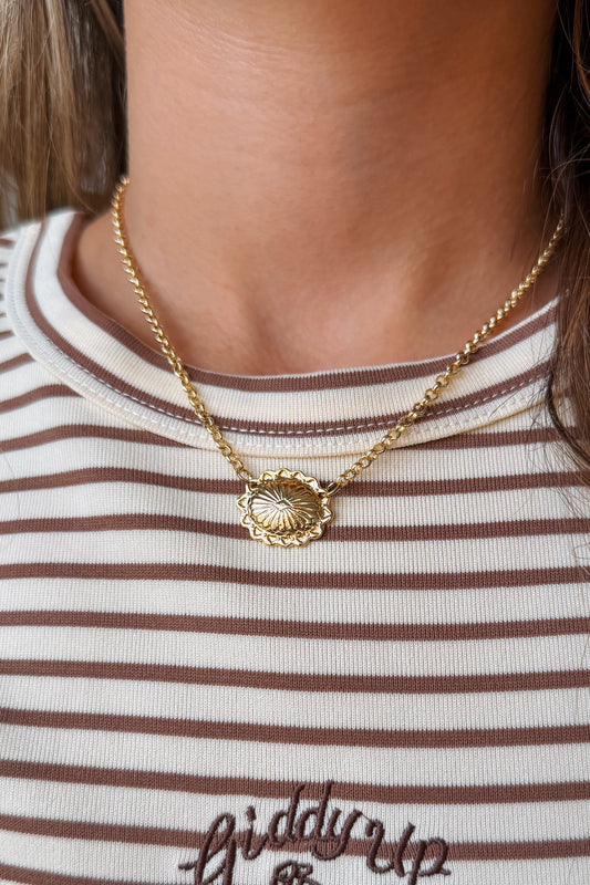 Dainty Concho Necklace | Gold