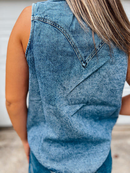 Acid Wash Sleeveless Denim Pearlsnap