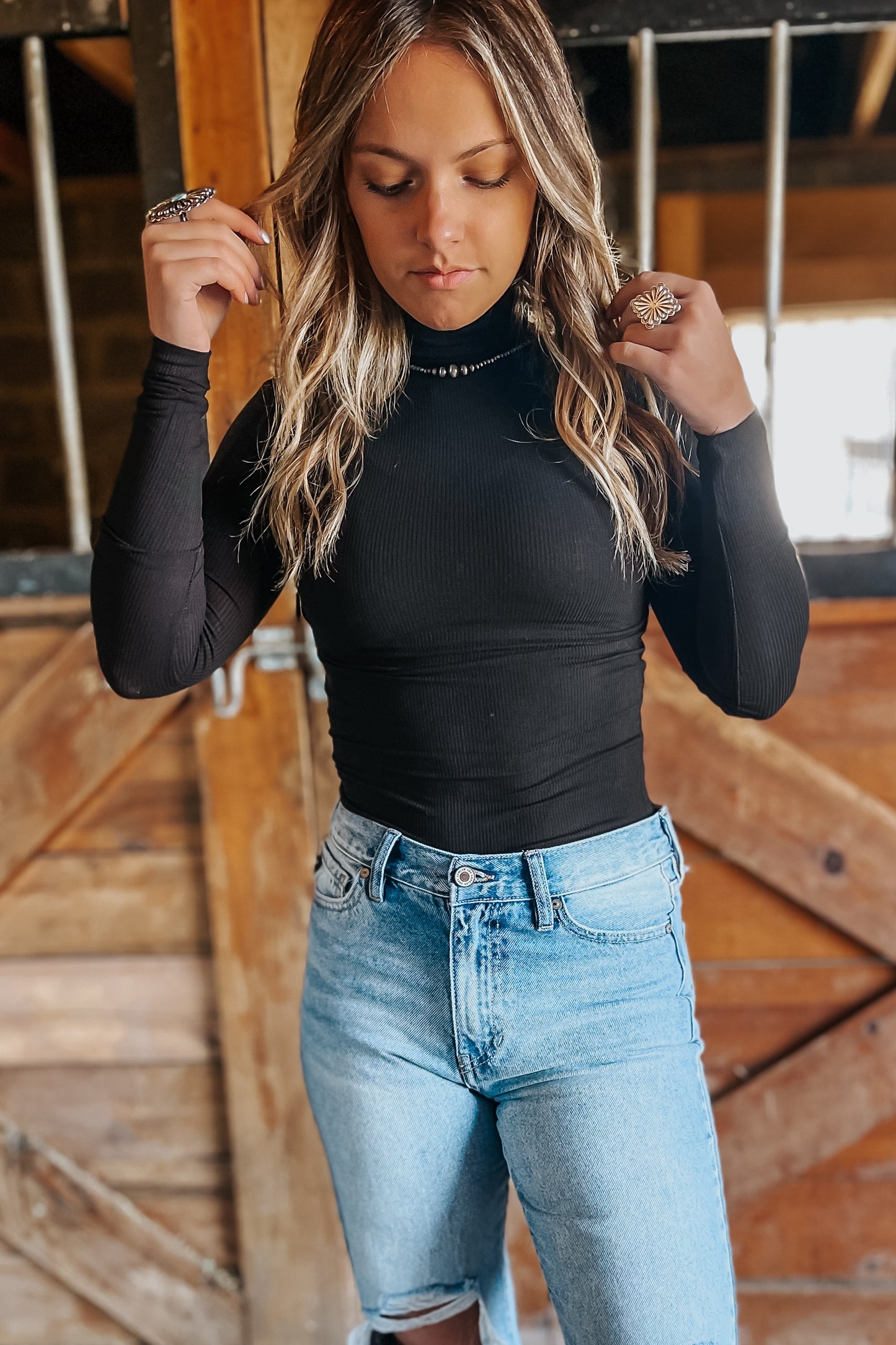 Basic Turtleneck | Black